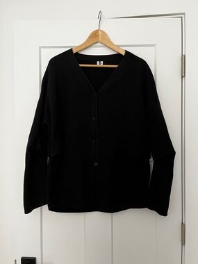 Women’s Arket Black Cardigan EUR M Unique Darted Elements